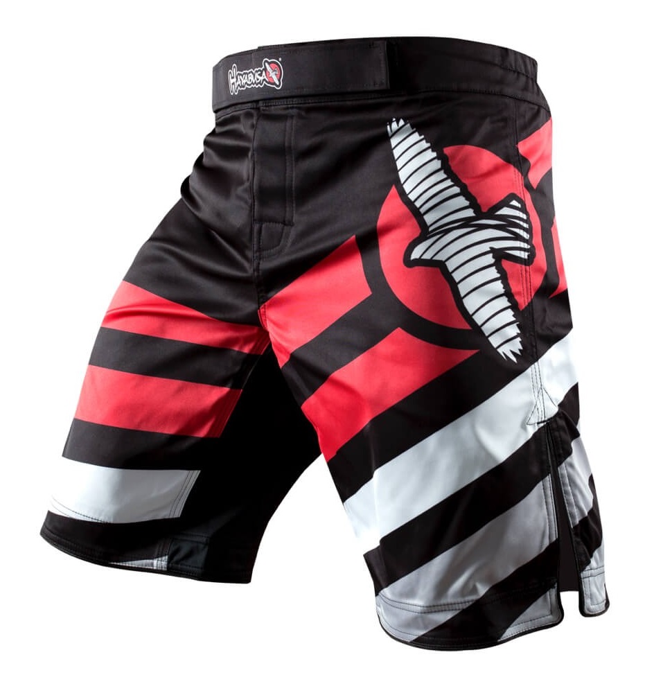 elevate-performance-shorts-black-side-right