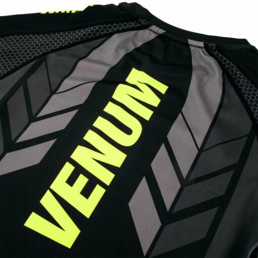 rashguard venum technical 2.0 6